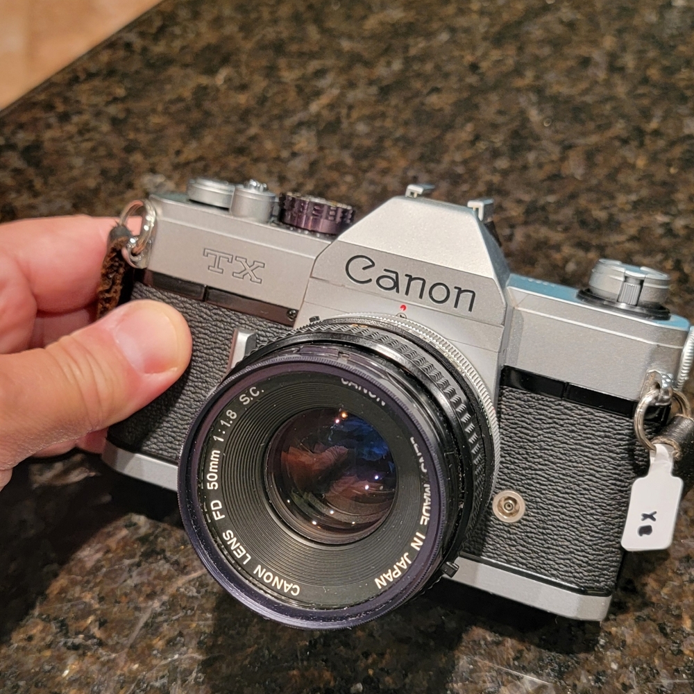 CANON TX Camera - Picture 3 of 9